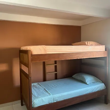 Guest house Eco Friendly Cozy Bunk With Private Bath Near Airport