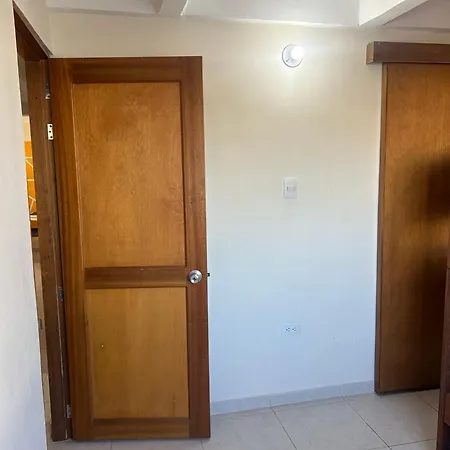 Eco Friendly Cozy Bunk With Private Bath Near Airport Guest house Cartagena