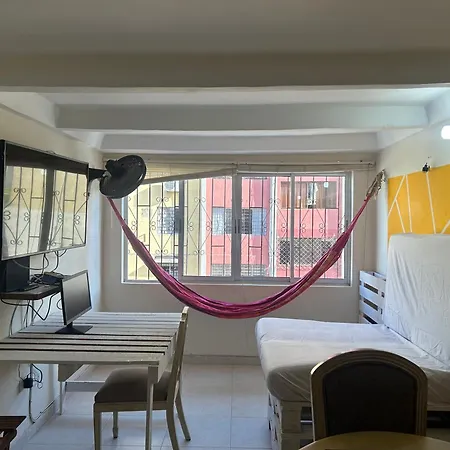 Eco Friendly Cozy Bunk With Private Bath Near Airport Guest house Cartagena