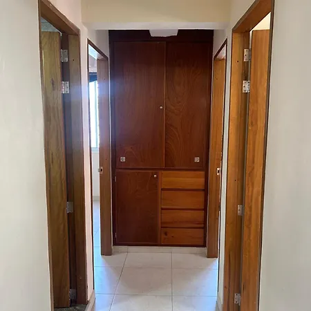 Eco Friendly Cozy Bunk With Private Bath Near Airport Pensión Cartagena
